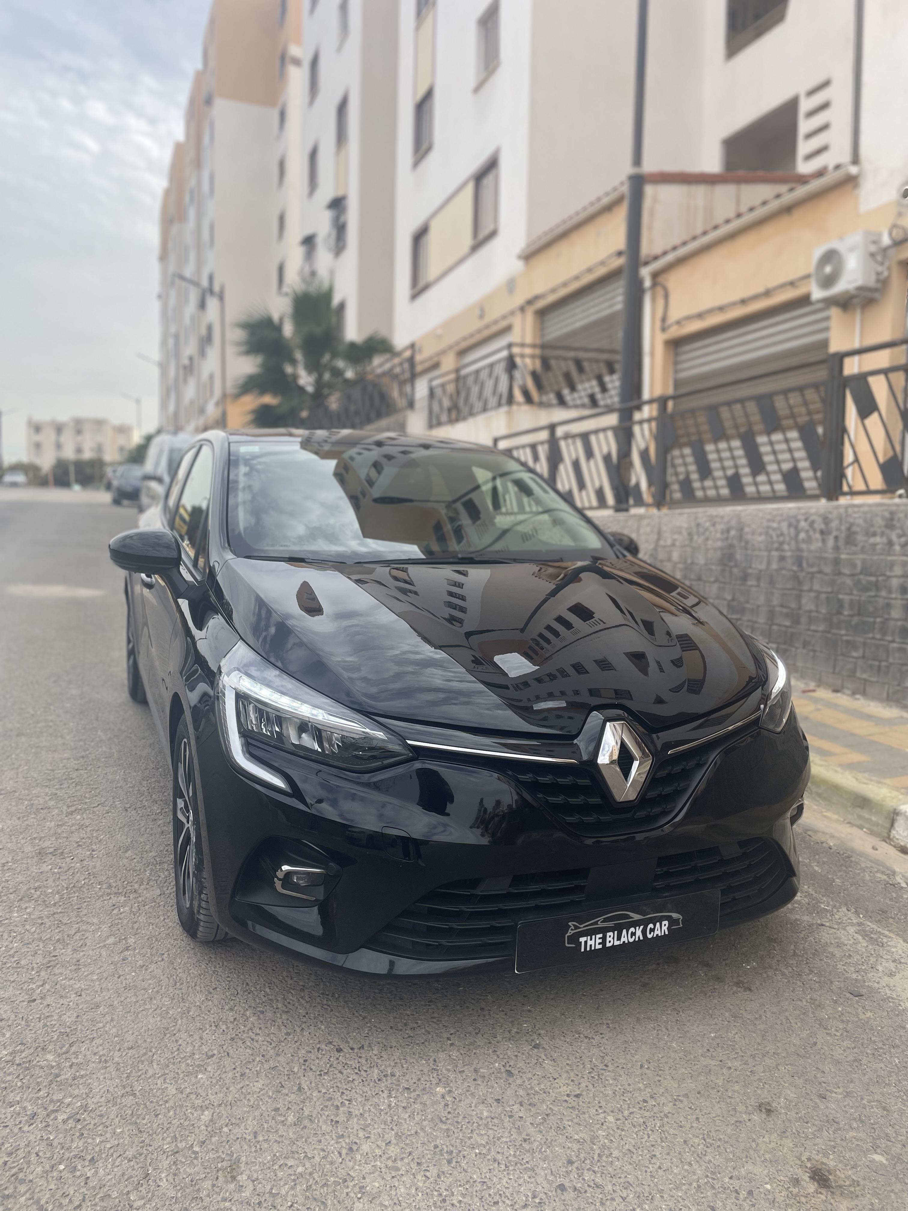 Clio 5 2023 Noir